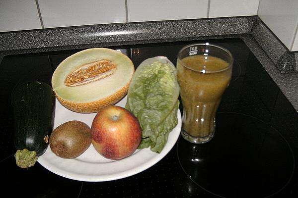 Salad and Fruit Smoothie