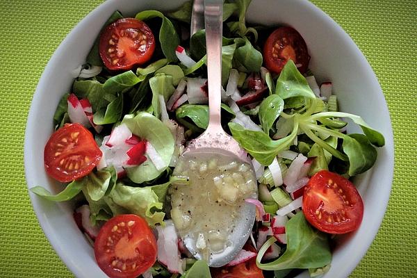 Salad Dressing with Elderflower Jelly