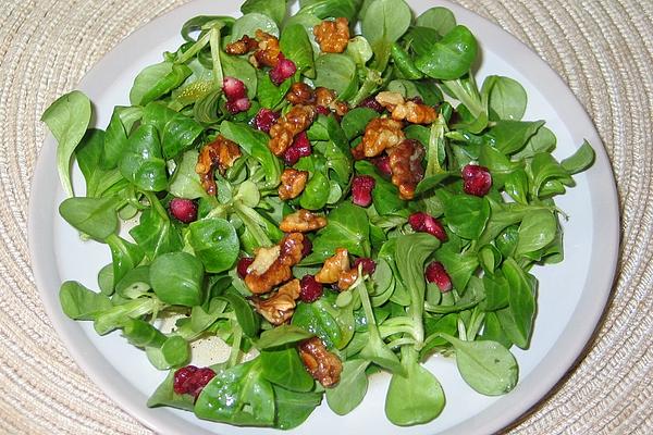 Salad on Balsamic Honey Vinaigrette with Pomegranate Seeds and Walnuts