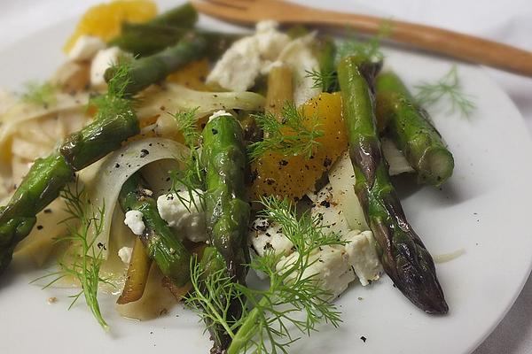 Salad with Green Asparagus, Fennel and Orange
