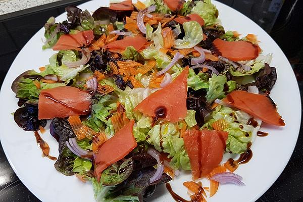 Salad with Smoked Salmon