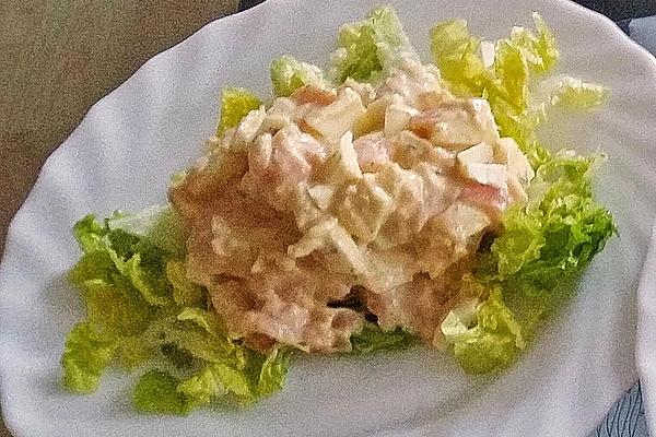 Salmon and Egg Salad À La Amaya