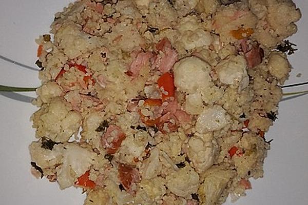 Salmon-cauliflower-bell Pepper Pan with Kritharaki