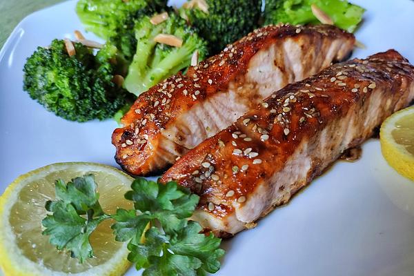 Salmon Fillet with Balsamic Glaze