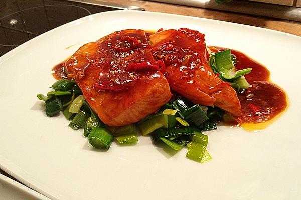 Salmon Teriyaki on Leek Vegetables