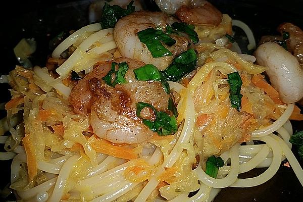 Sauerkraut Spaghetti with Scampi