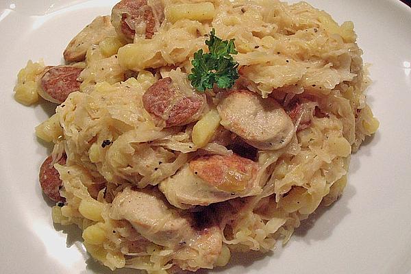 Sauerkraut Stew with Sausages