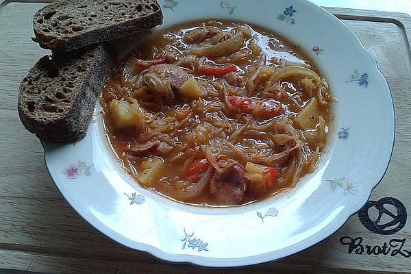 Sausage – Sauerkraut – Goulash with Potatoes