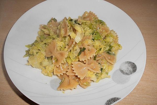 Savoy Cabbage Pan with Noodles