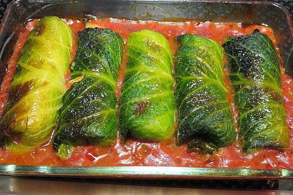 Savoy Cabbage Rolls with Colorful Filling