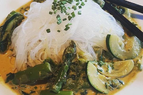 Schnucki`s Asparagus Thai Curry