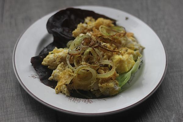 Scrambled Eggs on Lettuce and with Truffle Oil Onions