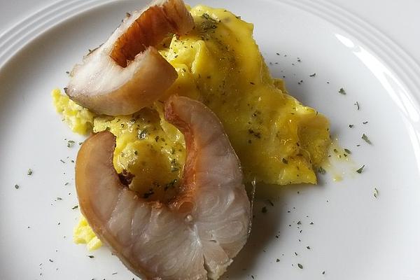 Scrambled Eggs with Smoked Eel