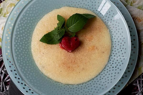 Semolina Porridge with Vanilla