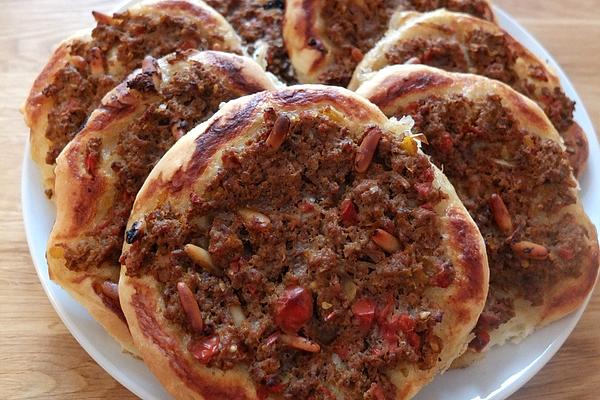 Sfiha – Arabic Mini Pizza