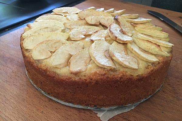 Sheet Cake with Pears and Semolina Cream