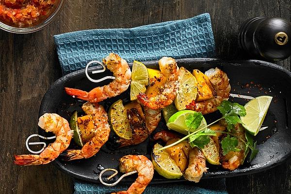 Shrimp Skewers with Mango for Grill