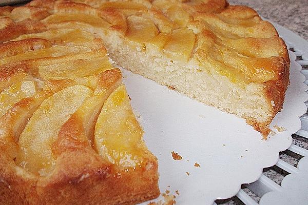 Simple Apple Cake