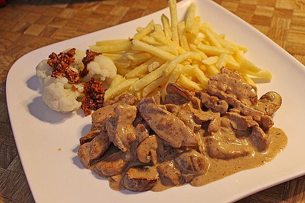 Sliced ​​meat in Cream Sauce