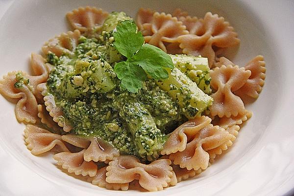 Smokeys Salsify in Pesto Sauce