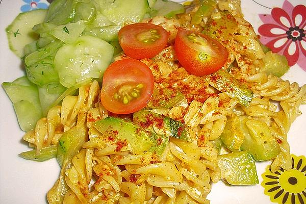 Sour Cream – Noodles with Zucchini
