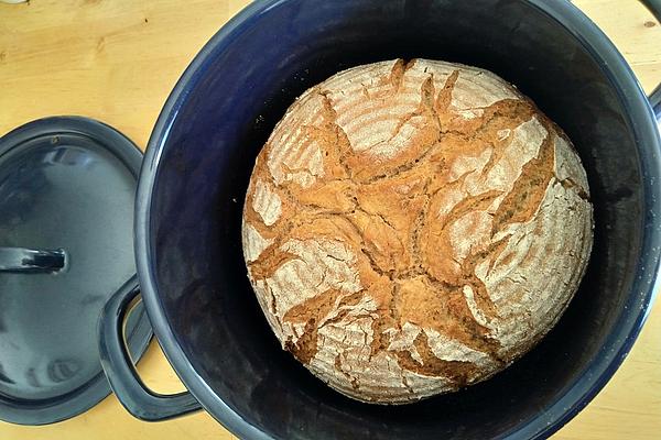 Sourdough Crust Bread Baked in Pot