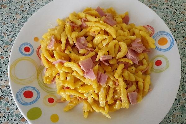 Spaetzle Pan with Cooked Ham and Cheese