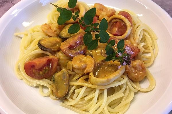 Spagetti with Seafood À La Christl