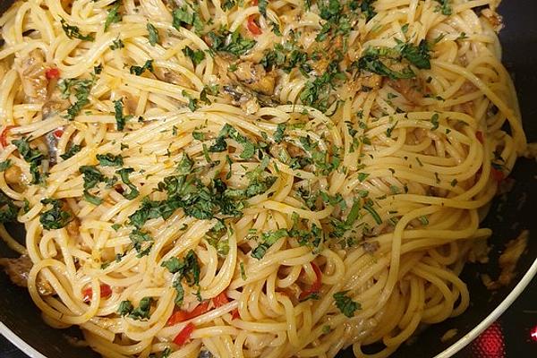 Spaghetti Aglio E Olio with Fish