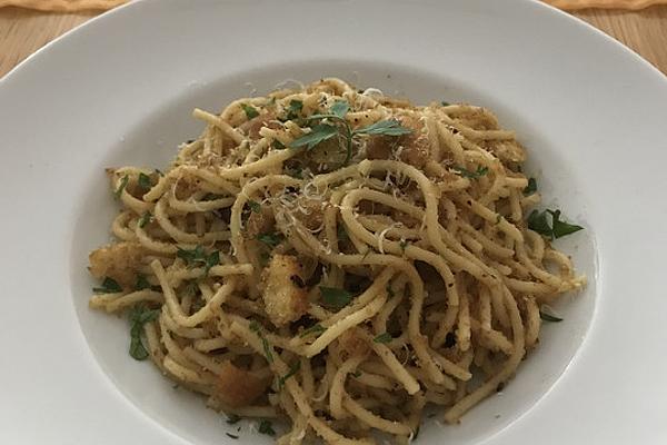 Spaghetti Con Pangrattato