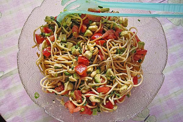 Spaghetti Salad with Tomato and Avocado