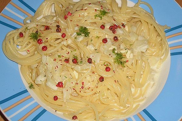 Spaghetti with Fennel – Cream – Cheese Sauce