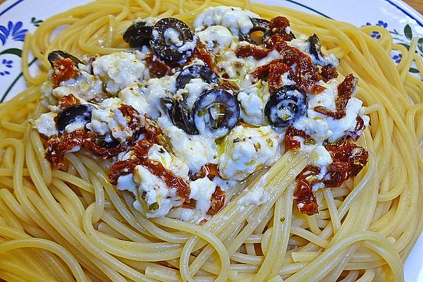 Spaghetti with Feta, Sun-dried Tomatoes and Olives