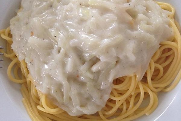 Spaghetti with Kohlrabi Sauce