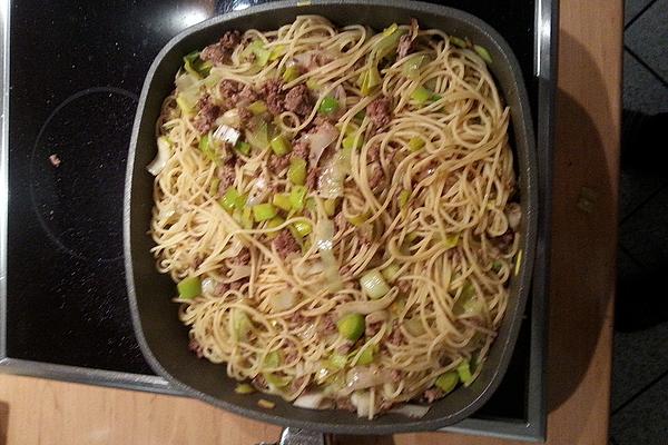 Spaghetti with Mince and Leek