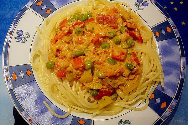 Spaghetti with Paprika – Cream Cheese Sauce with Shrimp