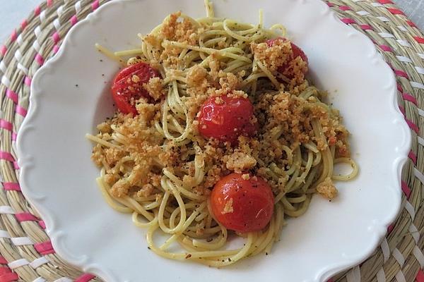 Spaghetti with Pesto Rosso