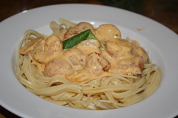 Spaghetti with Prawns in Brunch Sauce