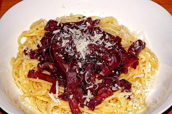 Spaghetti with Red Onions