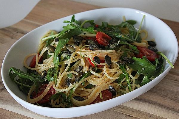 Spaghetti with Rocket and Pine Nuts