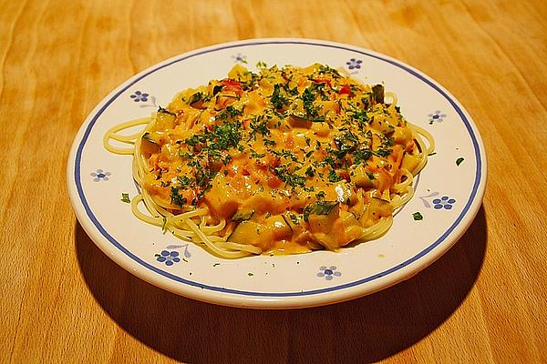 Spaghetti with Spicy Zucchini Cream Sauce