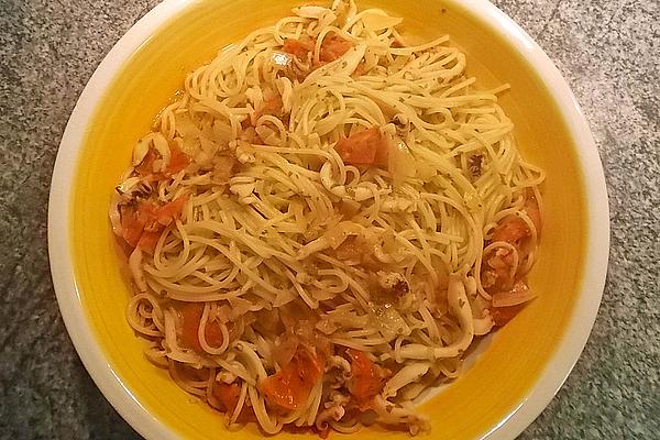 Spaghetti with Squid and Cherry Tomatoes