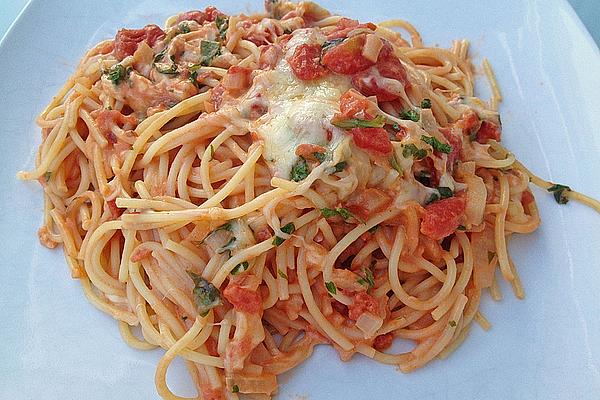 Spaghetti with Tomato – Coconut Milk – Sauce