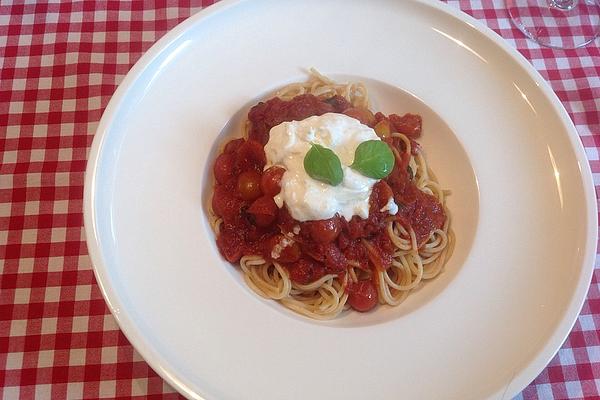 Spaghetti with Tomato Sauce and Burrata