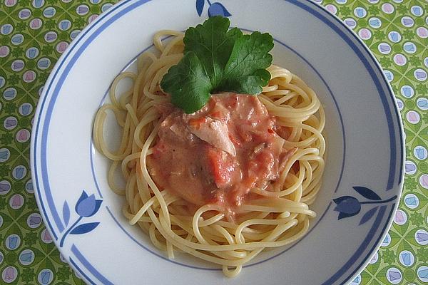 Spaghetti with Tomato Tuna Sauce