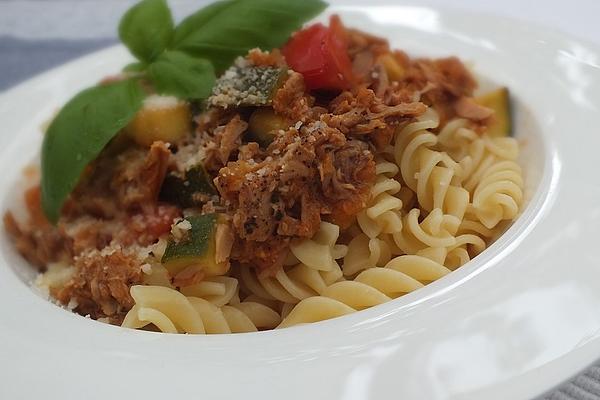 Spaghetti with Zucchini and Tuna Sauce