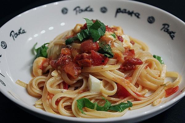 Spaghettini with Tomato Pesto, Rocket and Mozzarella