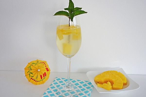 Sparkling Wine with Pineapple