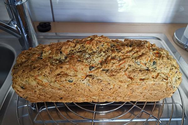 Spelled Bread with Carrots Without Yeast