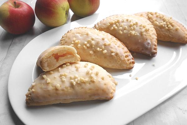 Spicy Apple Turnovers
